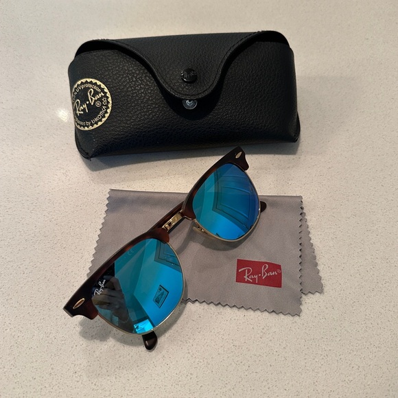 Ray Ban Clubmaster Sunglasses - Picture 5 of 5